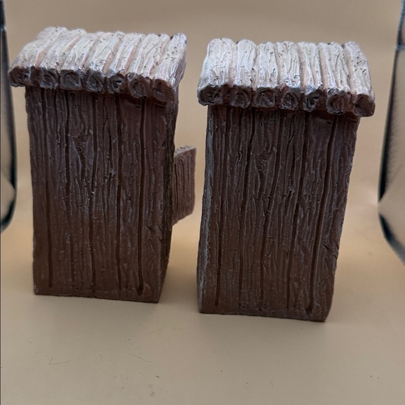 Whimsical Gnome Figurine in Outhouse - Picture 3 of 7